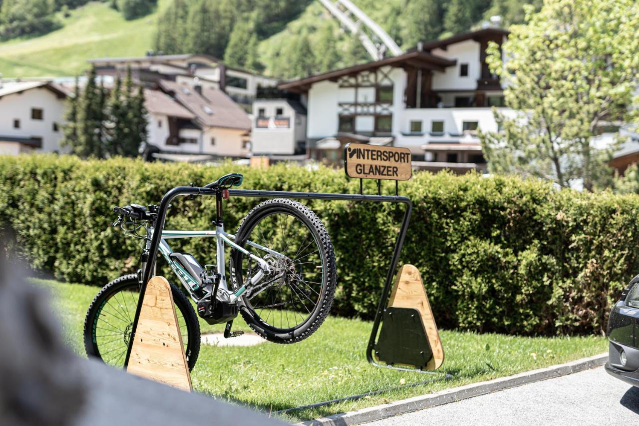 Garni Vierjahreszeiten Solden Bagian luar foto